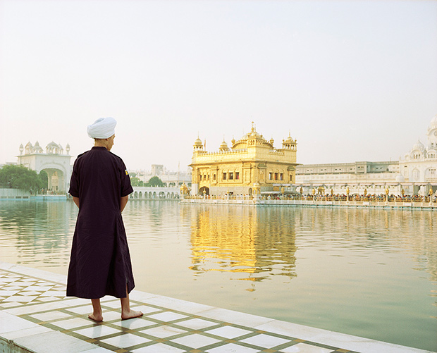 Portraits of �The Searchers� Examine Western Spiritual Tourism in India
