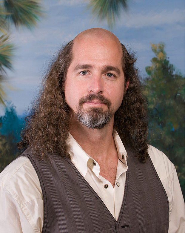 Hilarious Photos Reenact Some of The Most Controversial