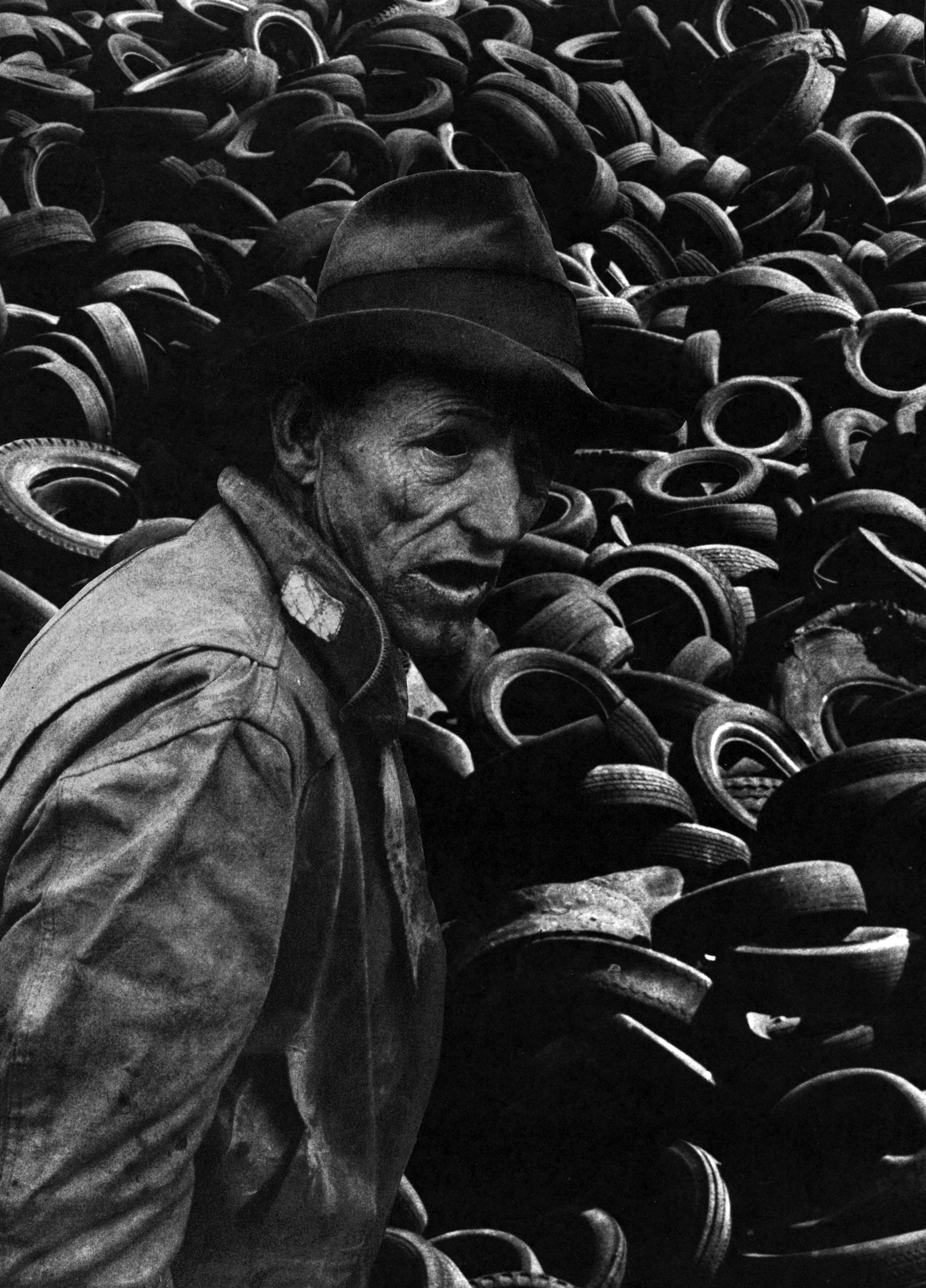 Rare Phobias Come to Life in Disturbing Collages - Feature Shoot