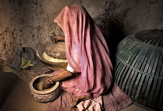 Rajasthani tribal woman, Thar Desert, Rajasthan, India