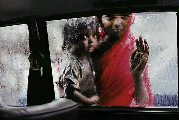 Source: Steve McCurry via Feature Shoot: 40 Years of Remarkable Photos by Steve McCurry 