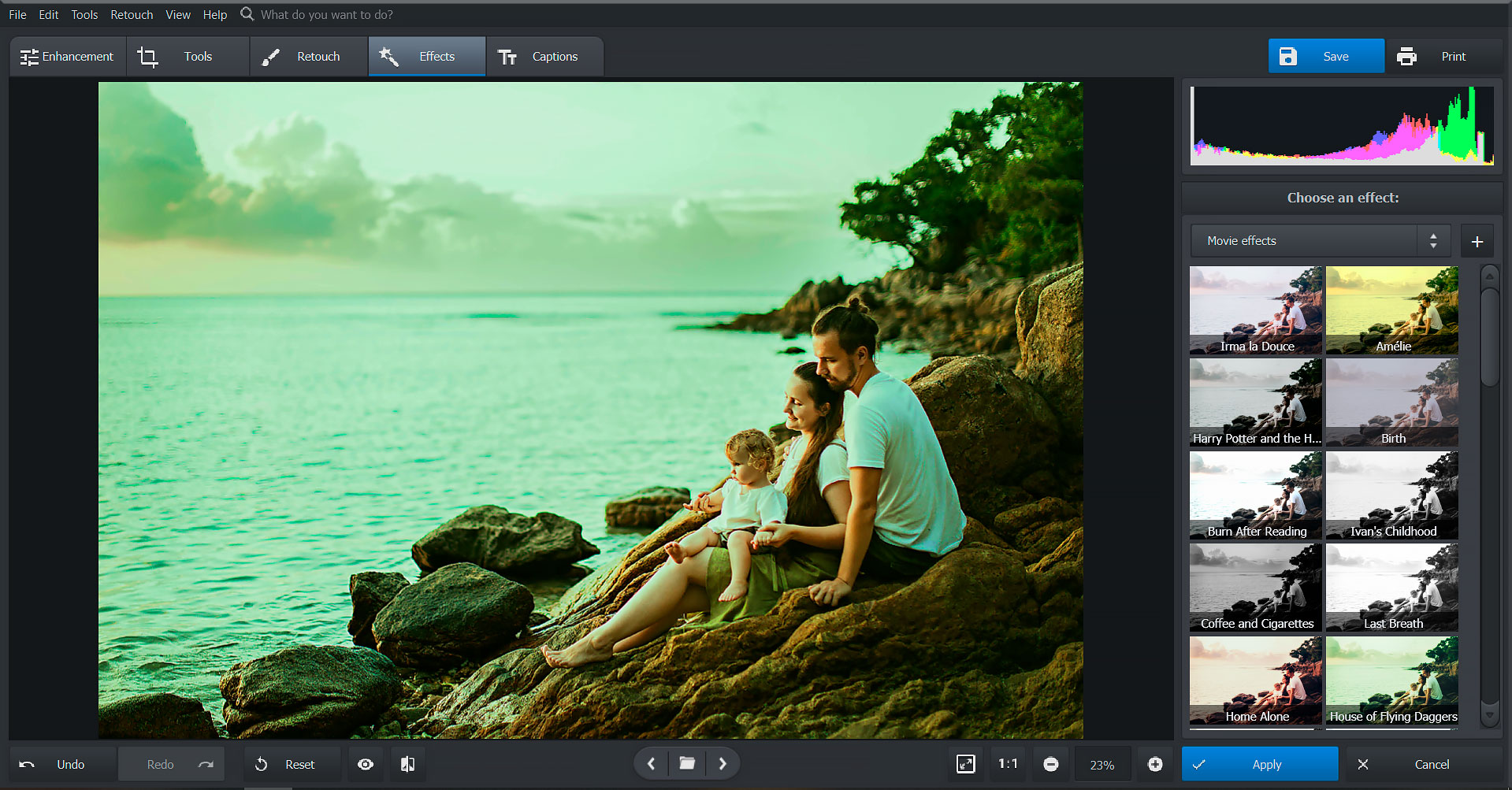 This Photo Editor for PC Does All the Hard Work for You (Sponsored